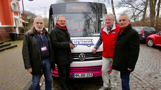 Dirk Adomat besucht Bürgerbusverein